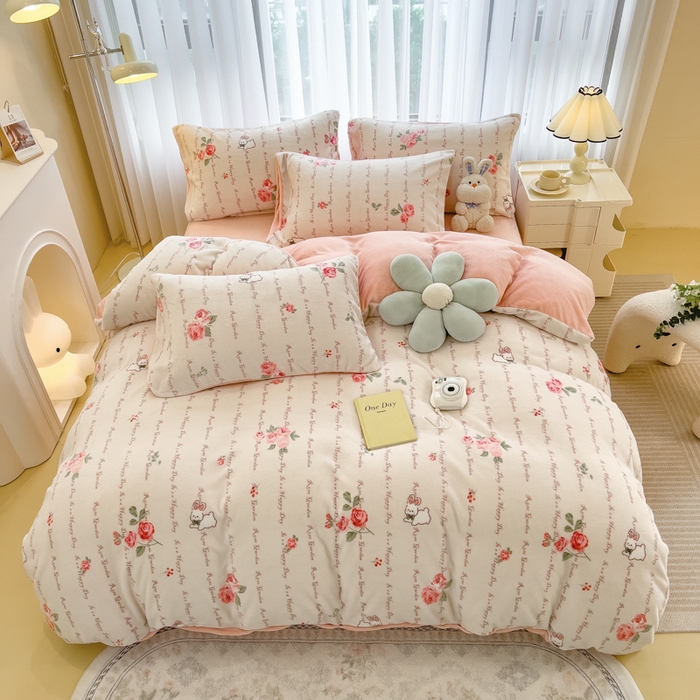 91家纺网 家纺一手货源 找家纺 印季家纺 2025新款加厚印花保暖牛奶绒四件套 雀跃