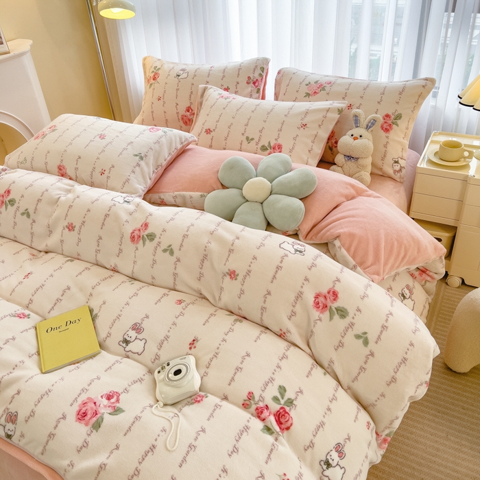 91家纺网 家纺一手货源 找家纺 印季家纺 2025新款加厚印花保暖牛奶绒四件套 雀跃