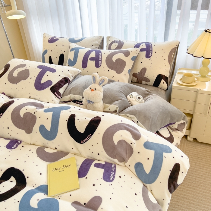 91家纺网 家纺一手货源 找家纺 印季家纺 2025新款加厚印花保暖牛奶绒四件套 少年派