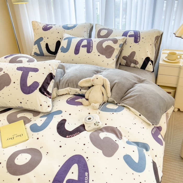 91家纺网 家纺一手货源 找家纺 印季家纺 2025新款加厚印花保暖牛奶绒四件套 少年派