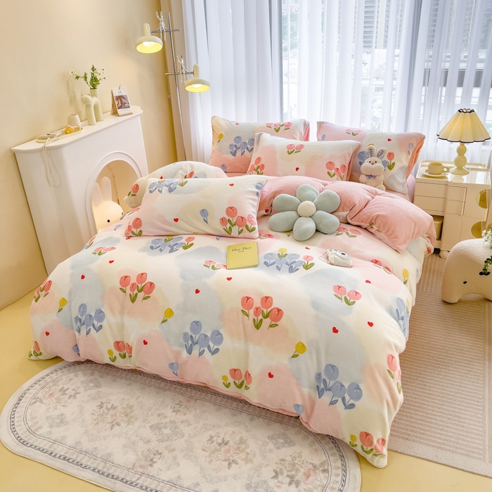 91家纺网 家纺一手货源 找家纺 印季家纺 2025新款加厚印花保暖牛奶绒四件套 少女梦