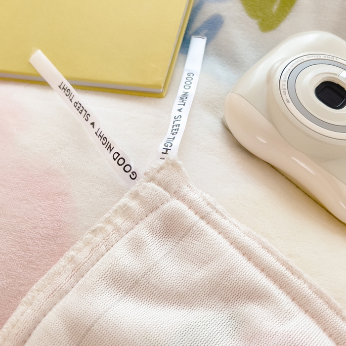 91家纺网 家纺一手货源 找家纺 印季家纺 2025新款加厚印花保暖牛奶绒四件套 少女梦