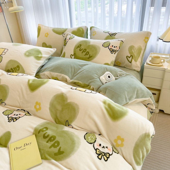 91家纺网 家纺一手货源 找家纺 印季家纺 2025新款加厚印花保暖牛奶绒四件套 小青梅