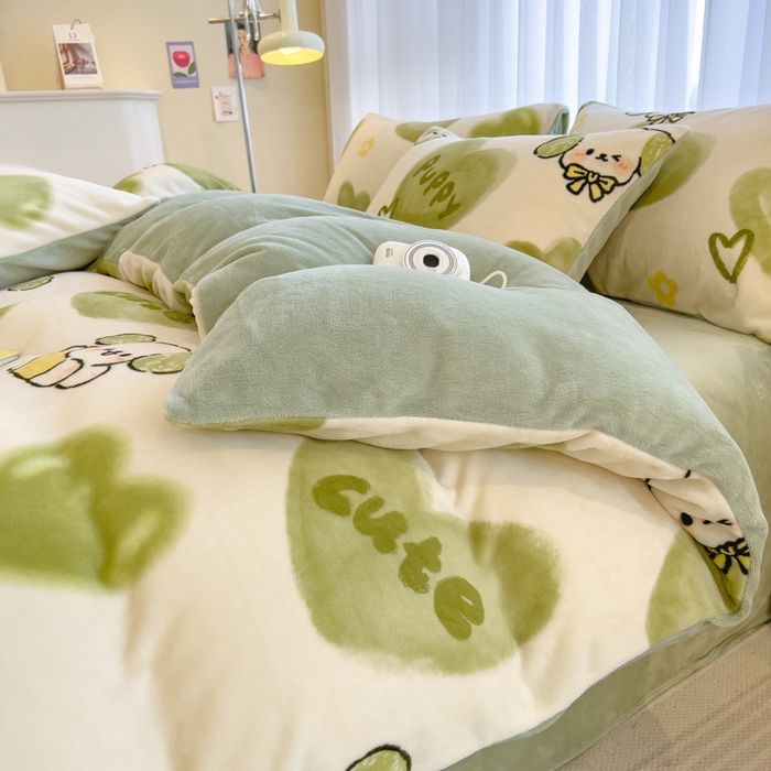 91家纺网 家纺一手货源 找家纺 印季家纺 2025新款加厚印花保暖牛奶绒四件套 小青梅