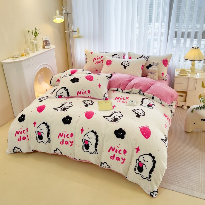 91家纺网 家纺一手货源 找家纺 印季家纺 2025新款加厚印花保暖牛奶绒四件套 心动信号