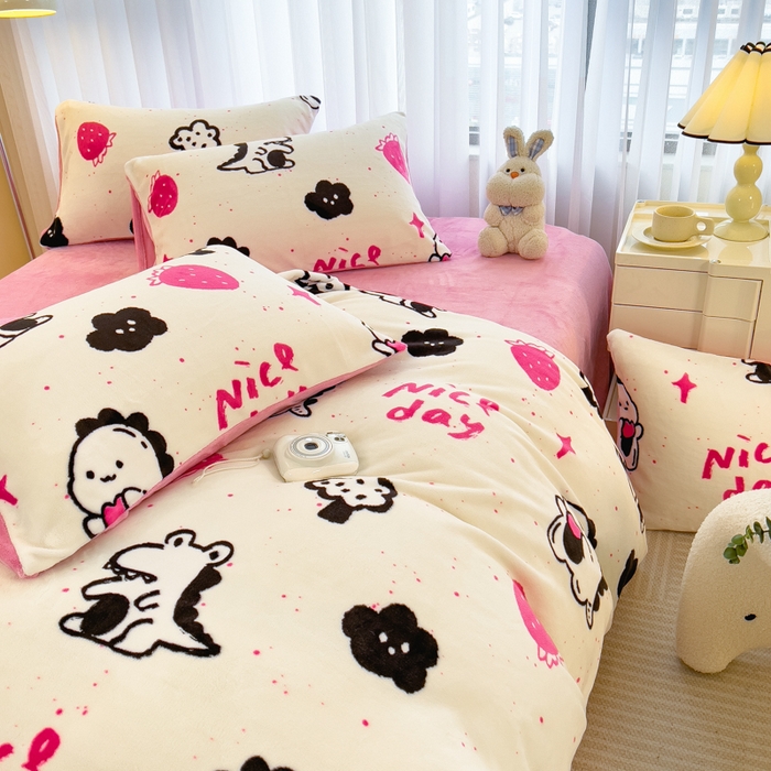 91家纺网 家纺一手货源 找家纺 印季家纺 2025新款加厚印花保暖牛奶绒四件套 心动信号