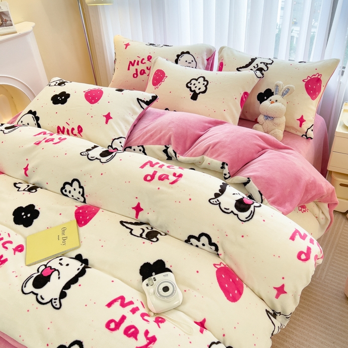 91家纺网 家纺一手货源 找家纺 印季家纺 2025新款加厚印花保暖牛奶绒四件套 心动信号