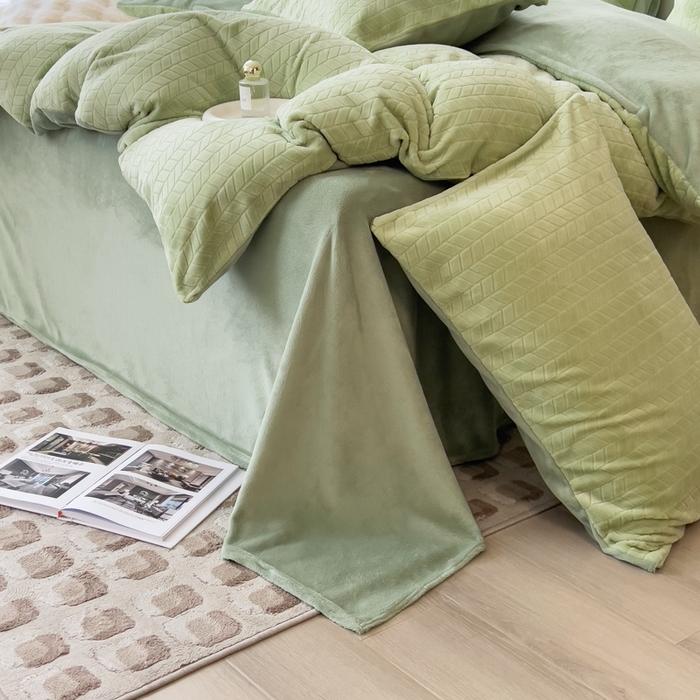 91家纺网 家纺一手货源 找家纺 印季家纺 2025新款立体剪花麦穗牛奶绒四件套 草绿