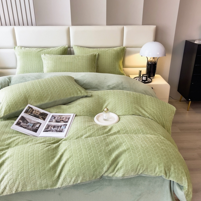 91家纺网 家纺一手货源 找家纺 印季家纺 2025新款立体剪花麦穗牛奶绒四件套 草绿