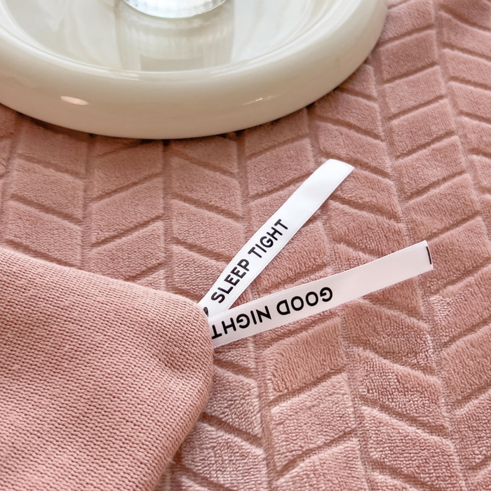 91家纺网 家纺一手货源 找家纺 （总）印季家纺 2025新款立体剪花麦穗牛奶绒四件套