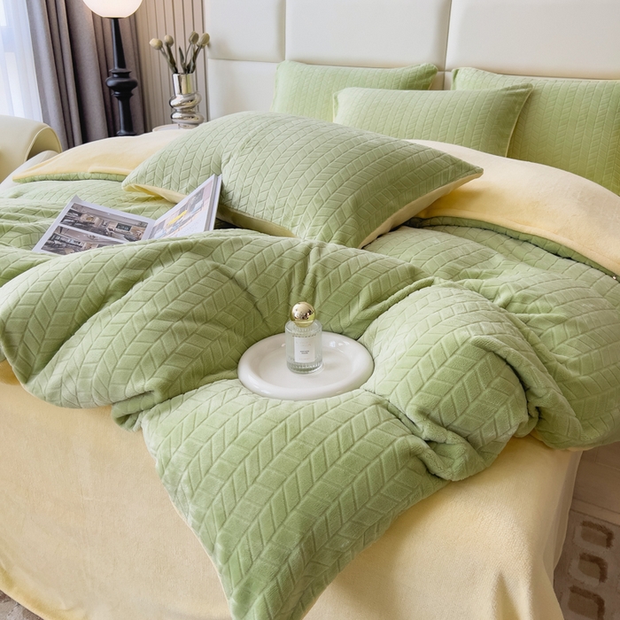 91家纺网 家纺一手货源 找家纺 印季家纺 2025新款立体剪花麦穗牛奶绒四件套 草绿-亮黄