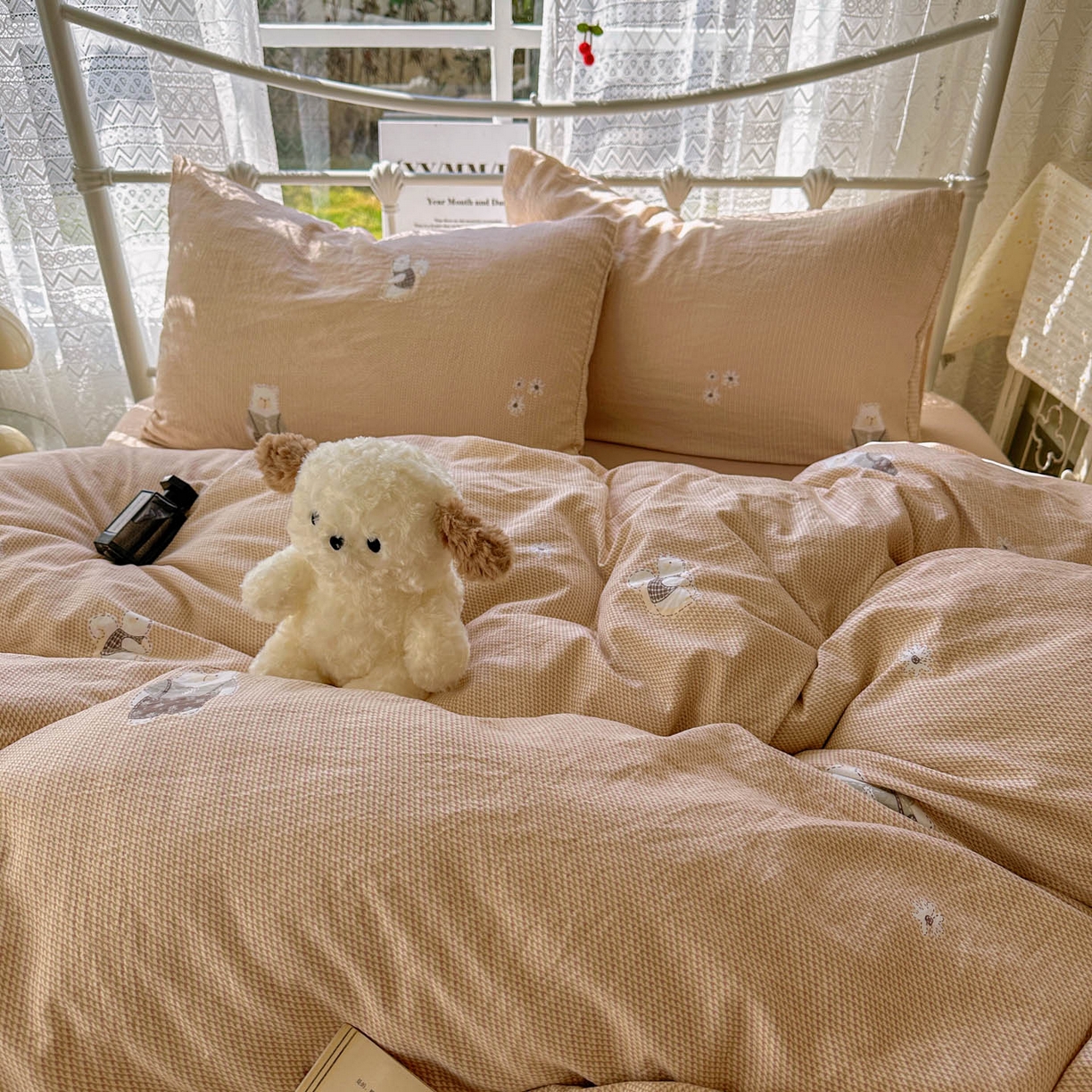 91家纺网 家纺一手货源 找家纺 优选 2025新款加厚爆款小布袋韩国古法水洗棉床单学生三件套床笠款四件套 爱丽丝