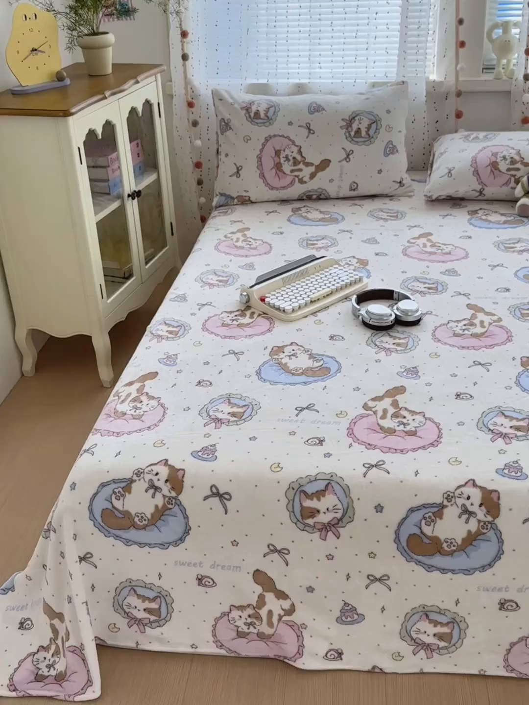 91家纺网 家纺一手货源 找家纺 （总）沐芷 2025 A类牛奶绒床单高克重加厚床单单件加绒床单三件套珊瑚绒 提供买家秀（下载文件包，包含买家秀）