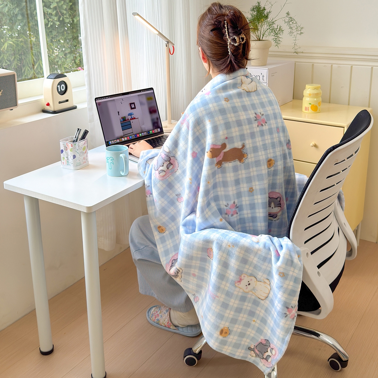 91家纺网 家纺一手货源 找家纺 （总）沐芷 2025 A类牛奶绒毛毯印花盖毯毛毯午休毯卡通多功能沙发毯空调毯 提供买家秀（下载文件包，包含买家秀）