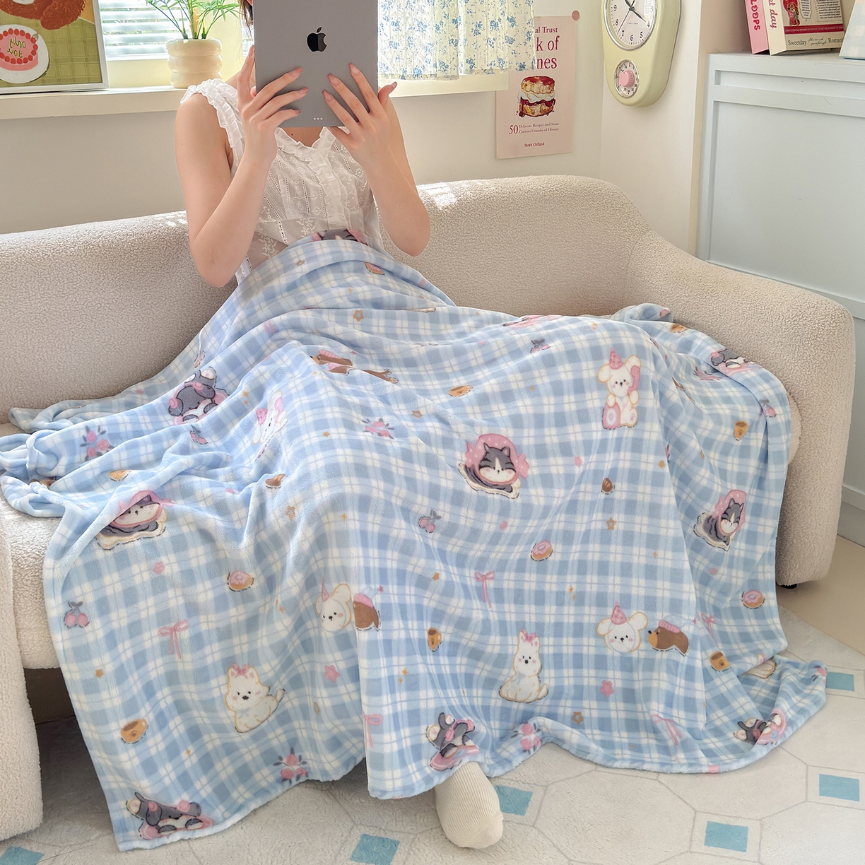 91家纺网 家纺一手货源 找家纺 沐芷 2025 A类牛奶绒毛毯印花盖毯毛毯午休毯卡通多功能沙发毯空调毯 提供买家秀（下载文件包，包含买家秀） 【绒】蓝色小窝