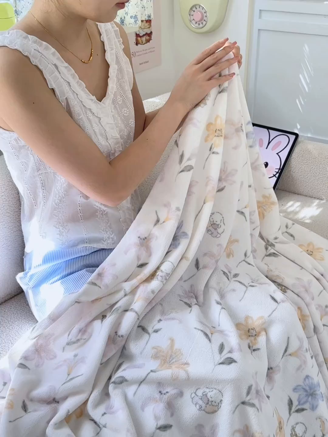 91家纺网 家纺一手货源 找家纺 沐芷 2025 A类牛奶绒毛毯印花盖毯毛毯午休毯卡通多功能沙发毯空调毯 提供买家秀（下载文件包，包含买家秀） 【绒】百合兔