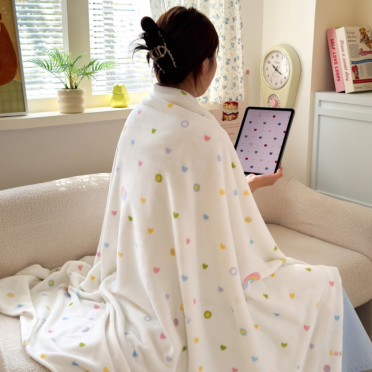 91家纺网 家纺一手货源 找家纺 沐芷 2025 A类牛奶绒毛毯印花盖毯毛毯午休毯卡通多功能沙发毯空调毯 提供买家秀（下载文件包，包含买家秀） 【绒】彩虹爱心