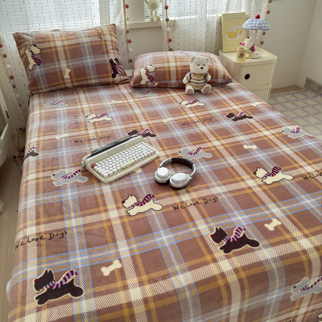 91家纺网 家纺一手货源 找家纺 沐芷 2025 A类牛奶绒床单高克重加厚床单单件加绒床单三件套珊瑚绒 提供买家秀（下载文件包，包含买家秀） 【绒】围脖咖咖