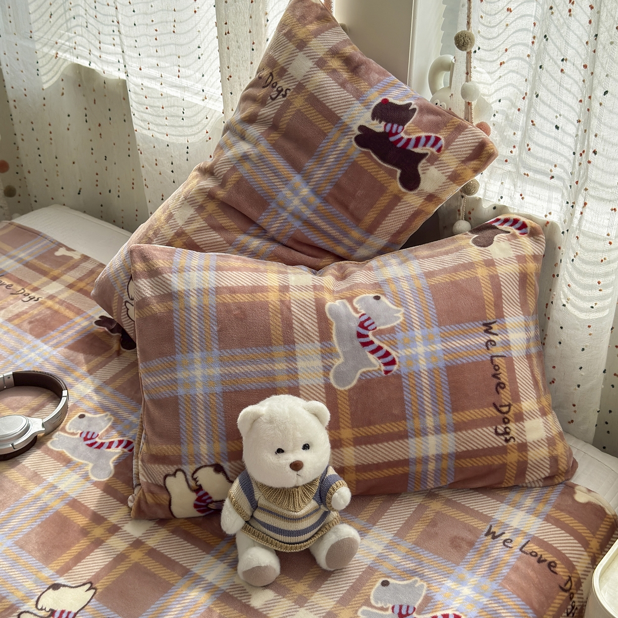 91家纺网 家纺一手货源 找家纺 沐芷 2025 A类牛奶绒床单高克重加厚床单单件加绒床单三件套珊瑚绒 提供买家秀（下载文件包，包含买家秀） 【绒】围脖咖咖