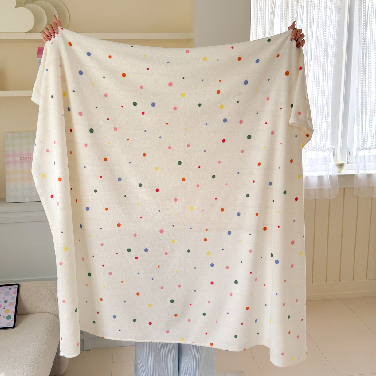 91家纺网 家纺一手货源 找家纺 沐芷 2025 A类牛奶绒毛毯印花盖毯毛毯午休毯卡通多功能沙发毯空调毯 提供买家秀（下载文件包，包含买家秀） 【绒】彩色波点