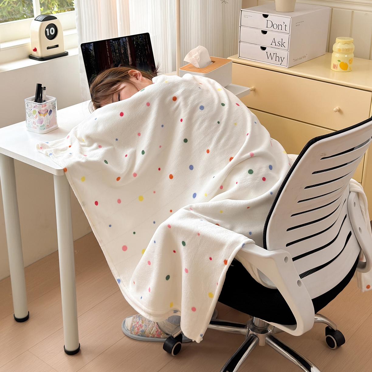 91家纺网 家纺一手货源 找家纺 沐芷 2025 A类牛奶绒毛毯印花盖毯毛毯午休毯卡通多功能沙发毯空调毯 提供买家秀（下载文件包，包含买家秀） 【绒】彩色波点