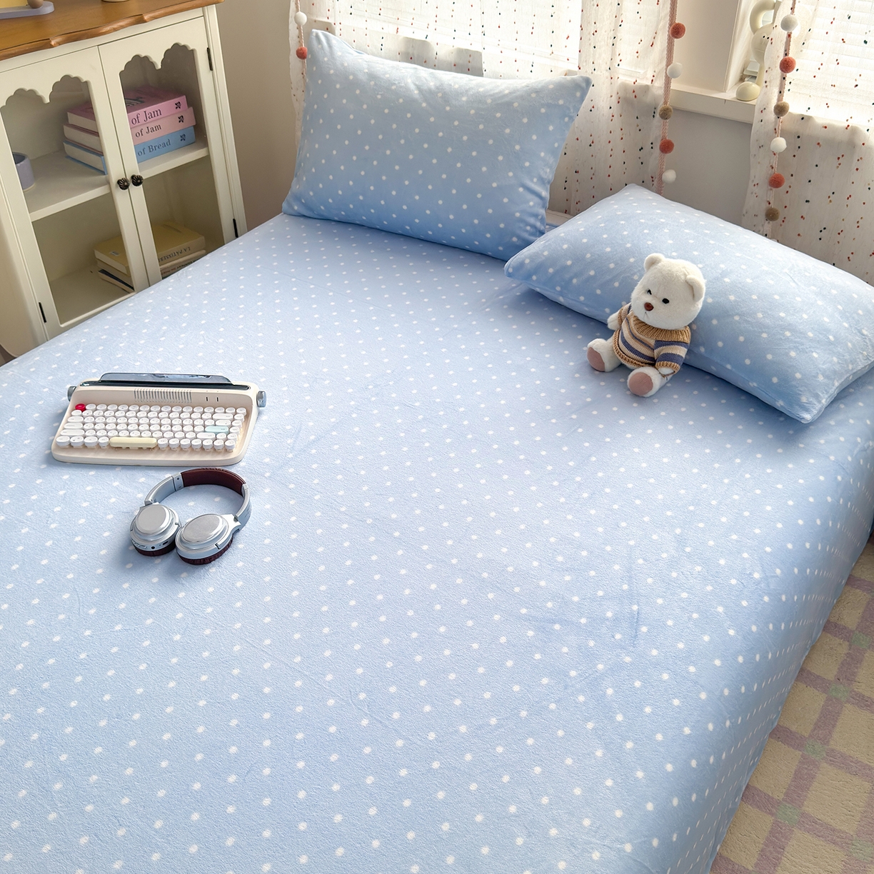 91家纺网 家纺一手货源 找家纺 沐芷 2025 A类牛奶绒床单高克重加厚床单单件加绒床单三件套珊瑚绒 提供买家秀（下载文件包，包含买家秀） 【绒】爱情蓝波点