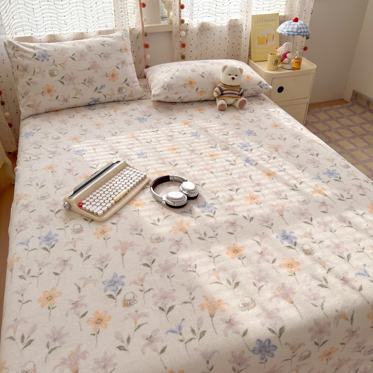 91家纺网 家纺一手货源 找家纺 沐芷 2025 A类牛奶绒床单高克重加厚床单单件加绒床单三件套珊瑚绒 提供买家秀（下载文件包，包含买家秀） 【绒】百合兔