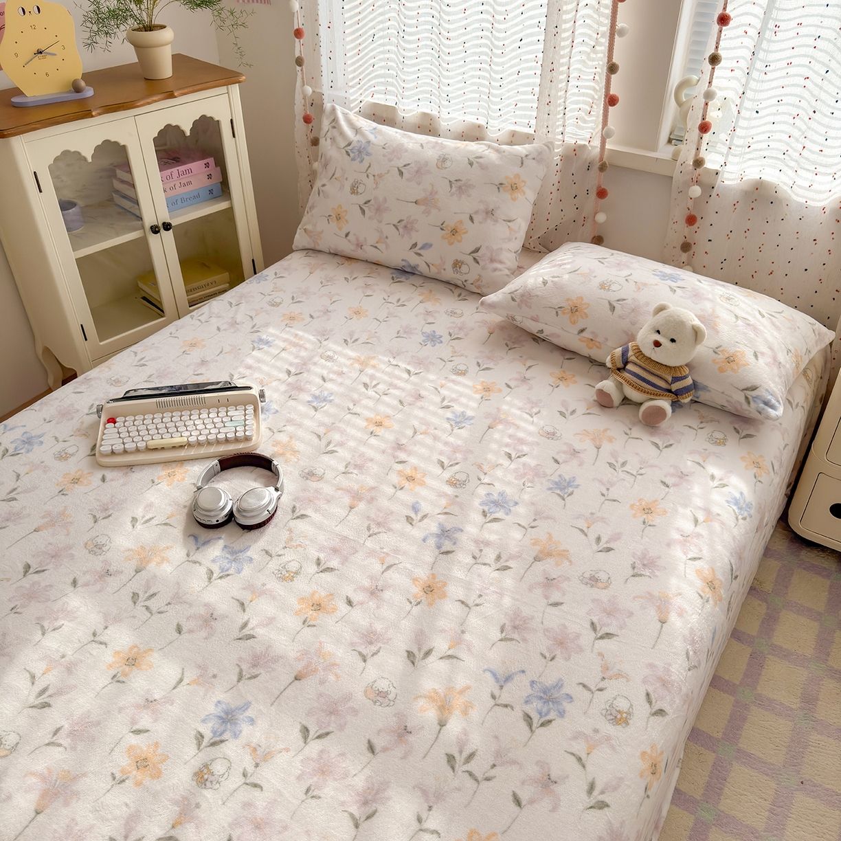 91家纺网 家纺一手货源 找家纺 沐芷 2025 A类牛奶绒床单高克重加厚床单单件加绒床单三件套珊瑚绒 提供买家秀（下载文件包，包含买家秀） 【绒】百合兔