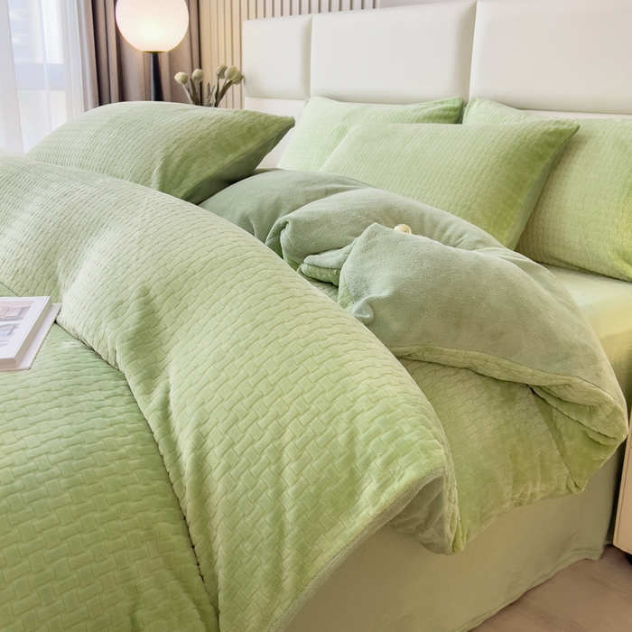 91家纺网 家纺一手货源 找家纺 （总）印季家纺 2025新款立体剪花十字结牛奶绒四件套