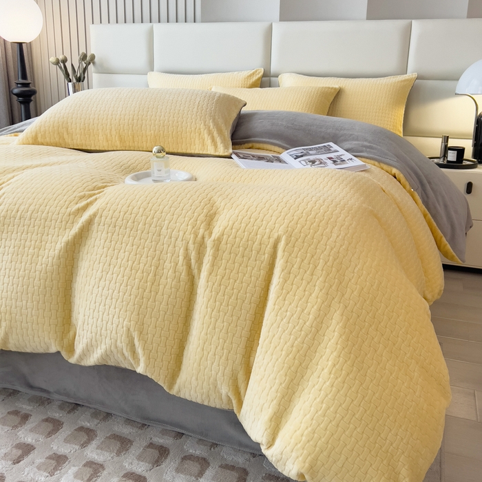 91家纺网 家纺一手货源 找家纺 印季家纺 2025新款立体剪花十字结牛奶绒四件套 亮黄-灰