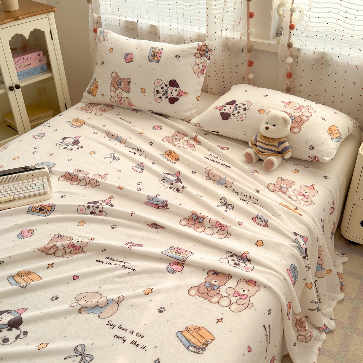 91家纺网 家纺一手货源 找家纺 沐芷 2025 A类牛奶绒床单高克重加厚床单单件加绒床单三件套珊瑚绒 提供买家秀（下载文件包，包含买家秀） 【绒】磁带熊仔