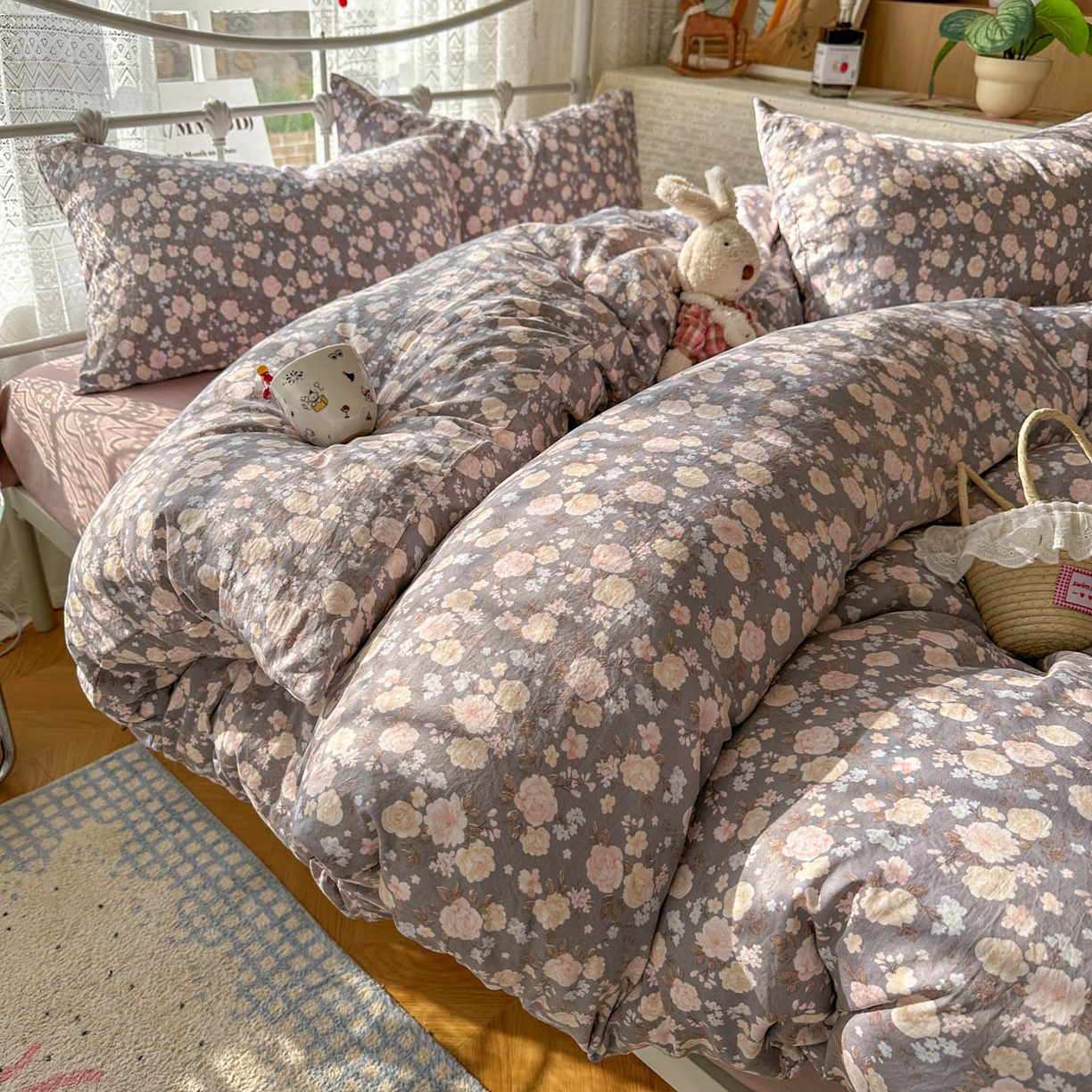 91家纺网 家纺一手货源 找家纺 优选 2025新款加厚爆款小布袋韩国古法水洗棉床单学生三件套床笠款四件套 花漾