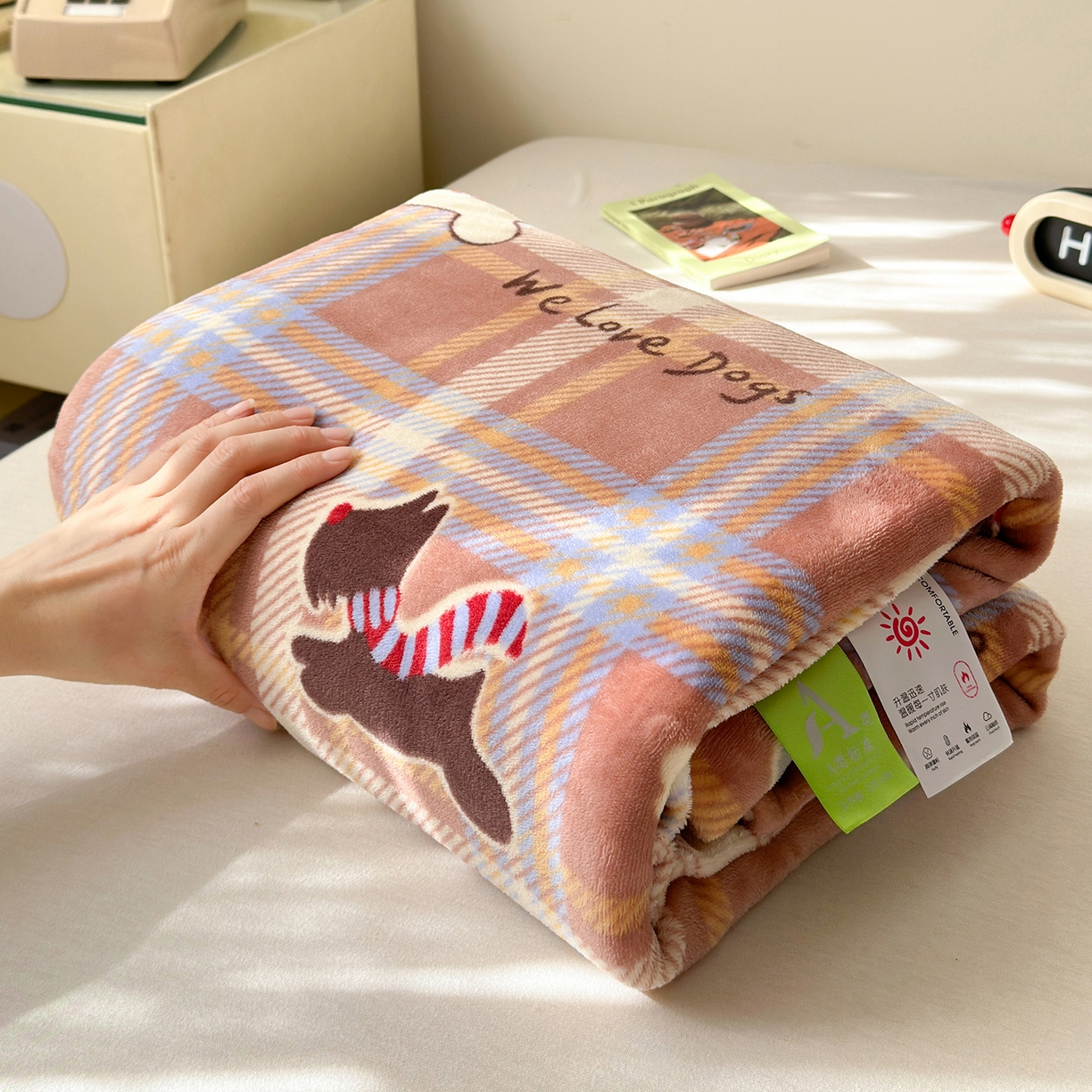 91家纺网 家纺一手货源 找家纺 沐芷 2025 A类牛奶绒毛毯印花盖毯毛毯午休毯卡通多功能沙发毯空调毯 提供买家秀（下载文件包，包含买家秀） 【绒】围脖咖咖