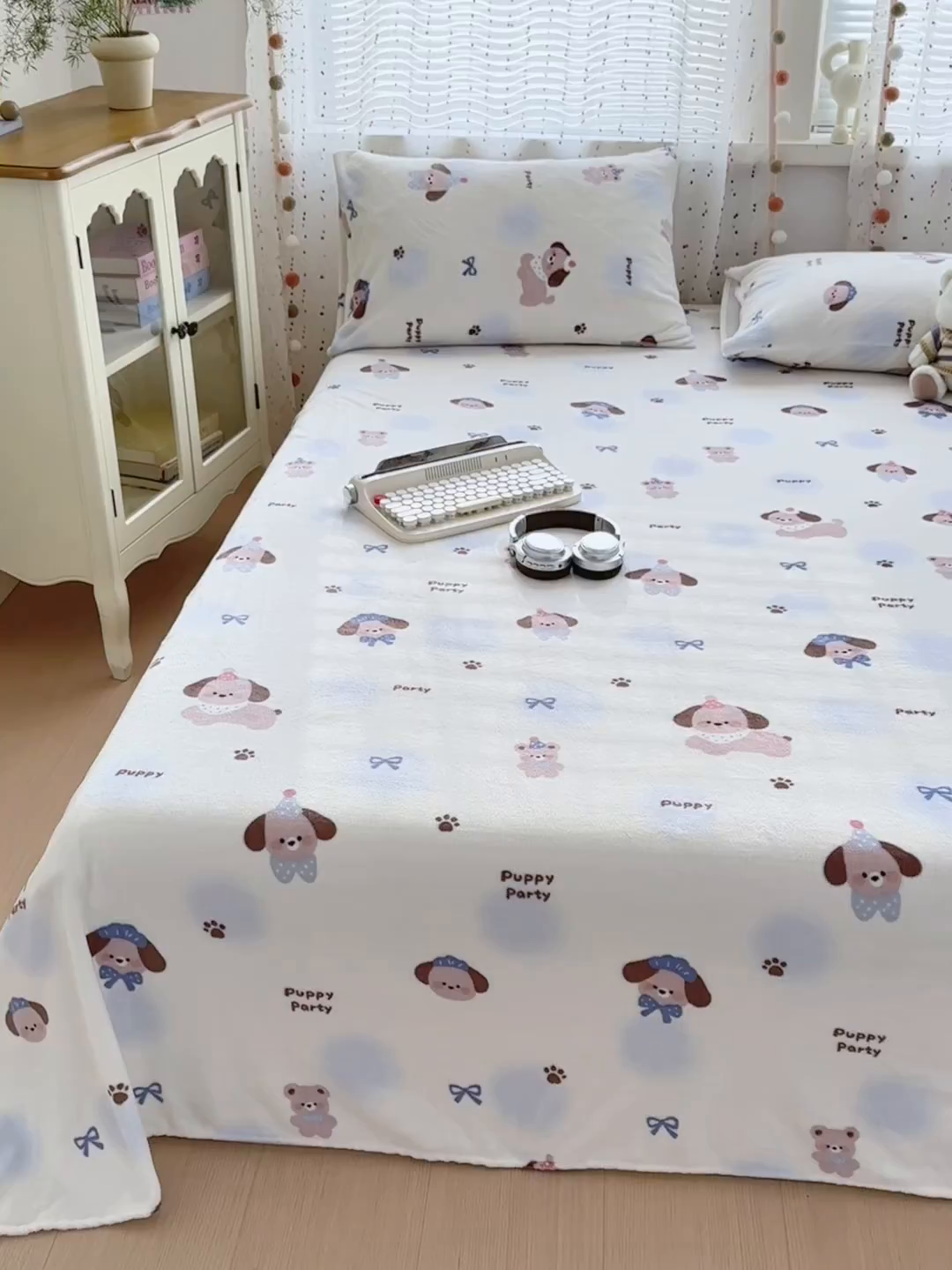 91家纺网 家纺一手货源 找家纺 沐芷 2025 A类牛奶绒床单高克重加厚床单单件加绒床单三件套珊瑚绒 提供买家秀（下载文件包，包含买家秀） 【绒】蓝波点印记