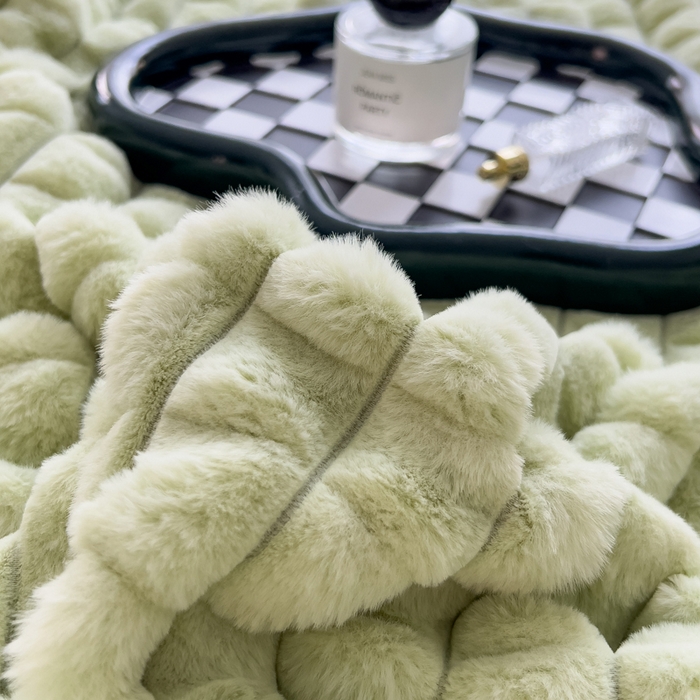 91家纺网 家纺一手货源 找家纺 （总）印季家纺 2025新款立体剪花格子兔毛绒四件套