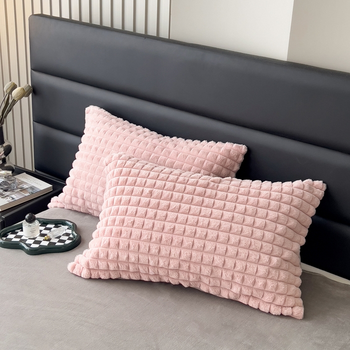 91家纺网 家纺一手货源 找家纺 印季家纺 2025新款立体剪花格子兔毛绒四件套 豆沙-灰