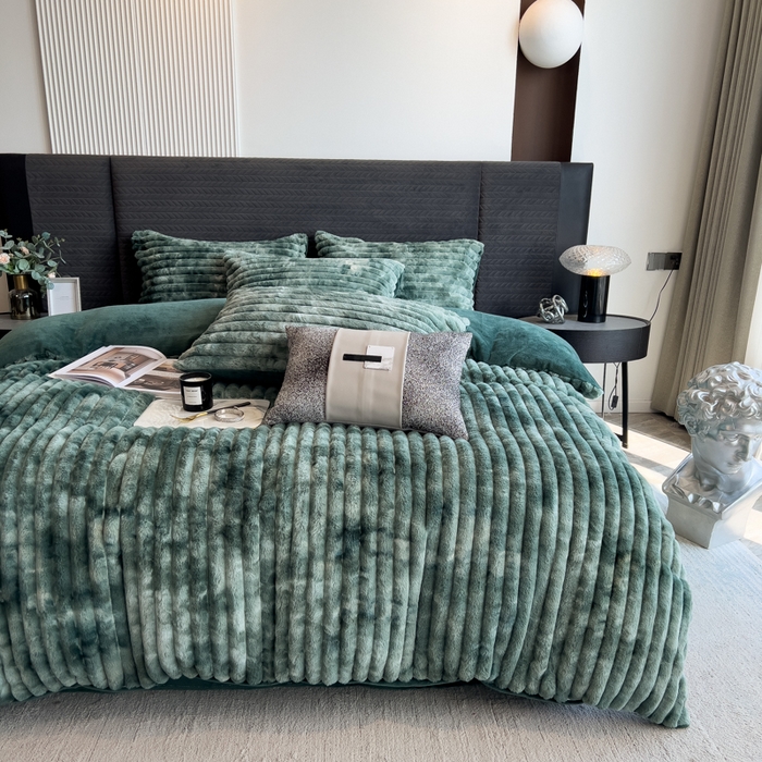 91家纺网 家纺一手货源 找家纺 （总）印季家纺 2025新款手工扎染剪花兔毛绒四件套