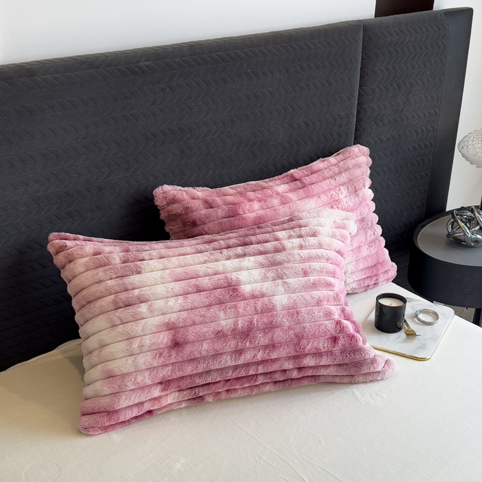 91家纺网 家纺一手货源 找家纺 印季家纺 2025新款手工扎染剪花兔毛绒四件套 条纹-豆沙