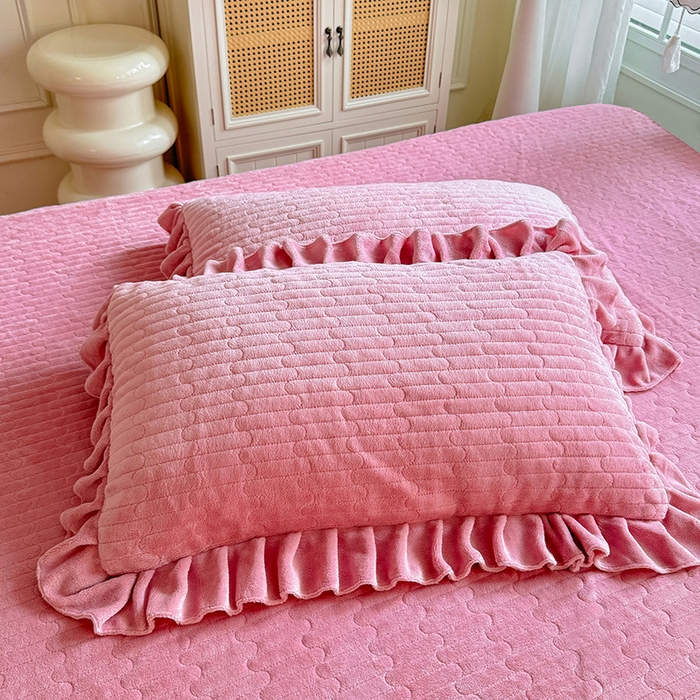 91家纺网 家纺一手货源 找家纺 唐人居 2025新款高克重牛奶绒花边夹棉四件套-蝴蝶纷飞 蝴蝶纷飞-豆沙