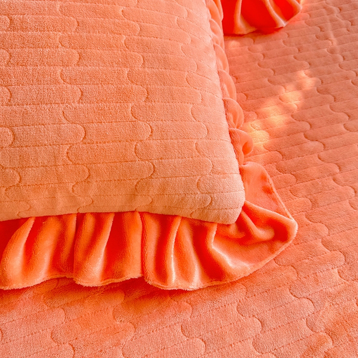 91家纺网 家纺一手货源 找家纺 唐人居 2025新款高克重牛奶绒花边夹棉四件套-蝴蝶纷飞 蝴蝶纷飞-暖橘