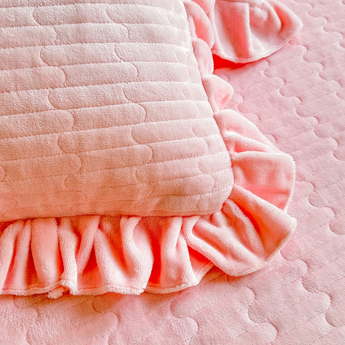 91家纺网 家纺一手货源 找家纺 唐人居 2025新款高克重牛奶绒花边夹棉四件套-蝴蝶纷飞 蝴蝶纷飞-粉色