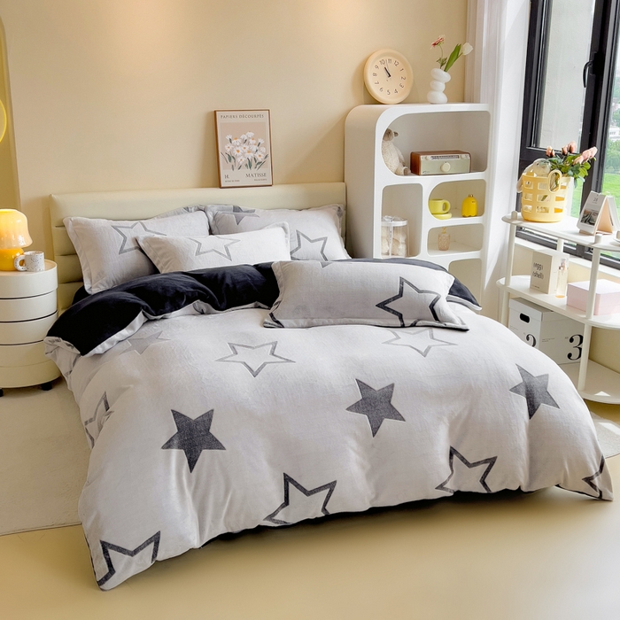 91家纺网 家纺一手货源 找家纺 印季家纺 2025新款背印立体剪花牛奶绒四件套 星空-灰