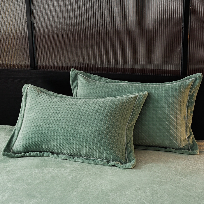 91家纺网 家纺一手货源 找家纺 印季家纺 2025新款华夫格三角格牛奶绒四件套 湖绿