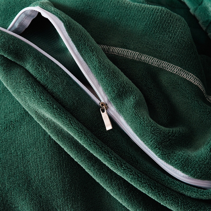 91家纺网 家纺一手货源 找家纺 印季家纺 2025新款华夫格三角格牛奶绒四件套 墨绿