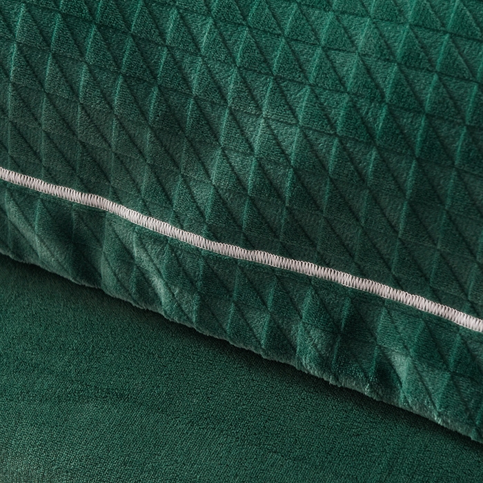 91家纺网 家纺一手货源 找家纺 印季家纺 2025新款华夫格三角格牛奶绒四件套 墨绿