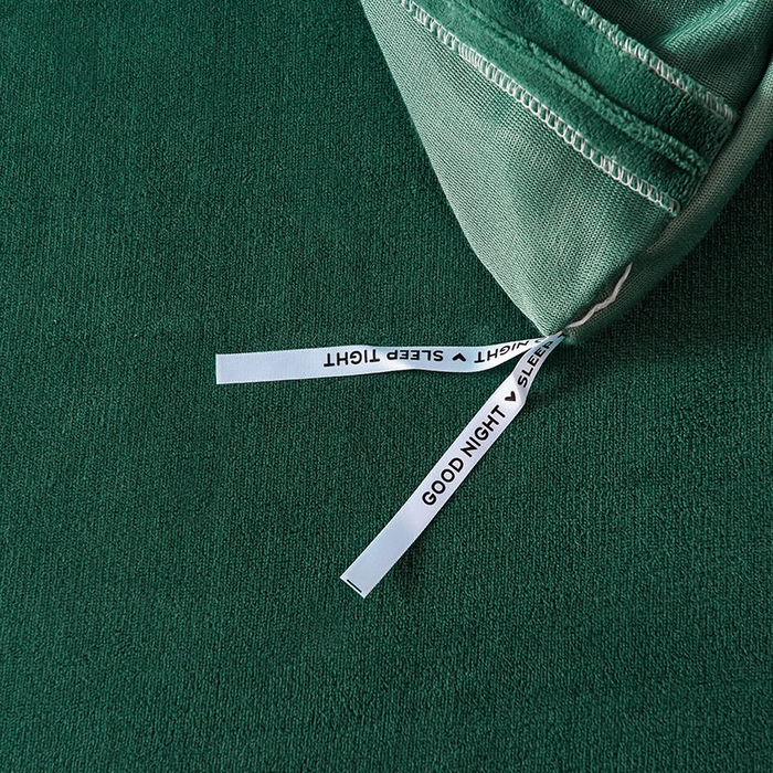 91家纺网 家纺一手货源 找家纺 印季家纺 2025新款华夫格三角格牛奶绒四件套 墨绿