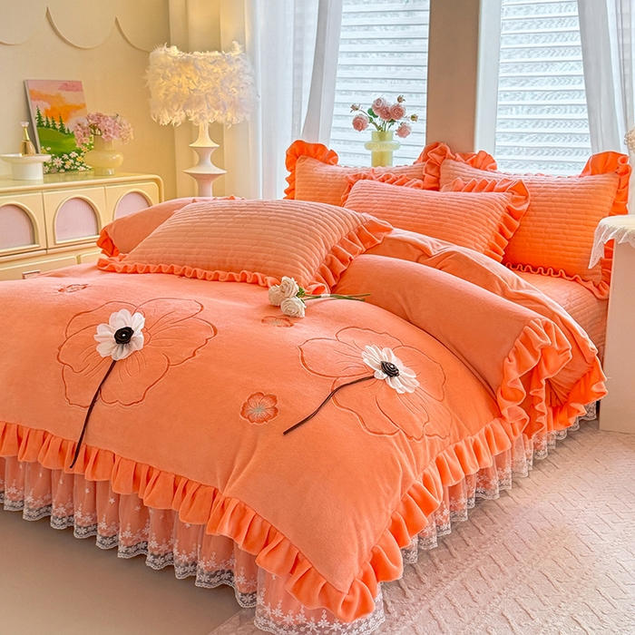 91家纺网 家纺一手货源 找家纺 唐人居 2025新款高克重牛奶绒立体绣花床盖四件套-芬芳 芬芳-暖橘
