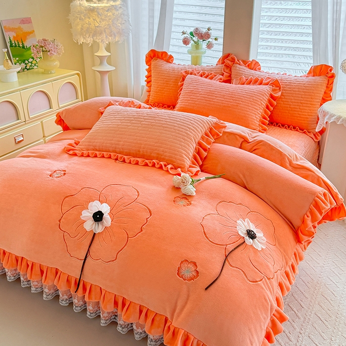 91家纺网 家纺一手货源 找家纺 唐人居 2025新款高克重牛奶绒立体绣花床盖四件套-芬芳 芬芳-暖橘