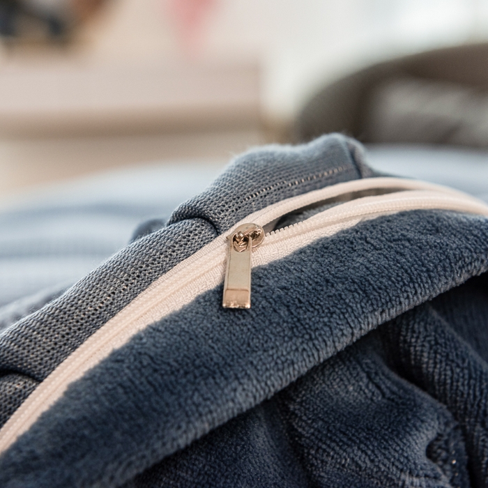 91家纺网 家纺一手货源 找家纺 印季家纺 2025新款华夫格牛奶绒花边四件套 蓝灰