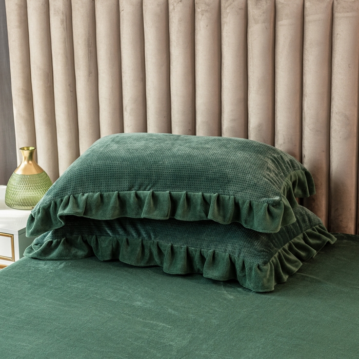 91家纺网 家纺一手货源 找家纺 印季家纺 2025新款华夫格牛奶绒花边四件套 墨绿